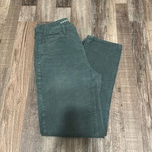 Women’s Green American Eagle Corduroy High Waisted Pants Size 4 Regular